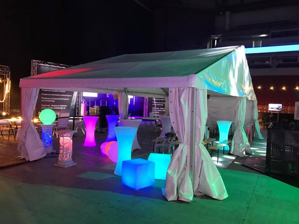 LED galdi un kubi